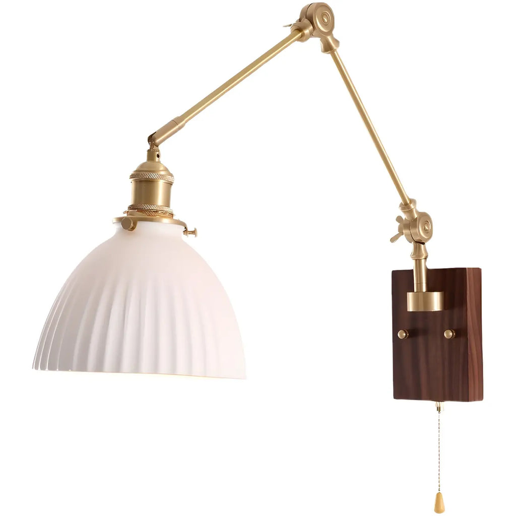 Applique murale vintage à bras articulé en laiton et socle en bois
