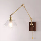 Applique murale vintage à bras articulé en laiton et socle en bois
