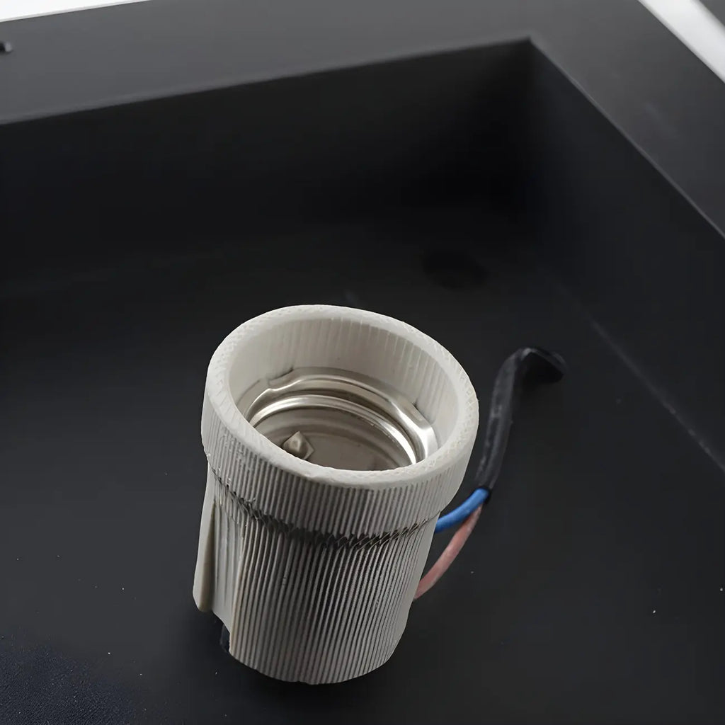 Lampe de poteau extérieure carrée minimaliste en métal noir