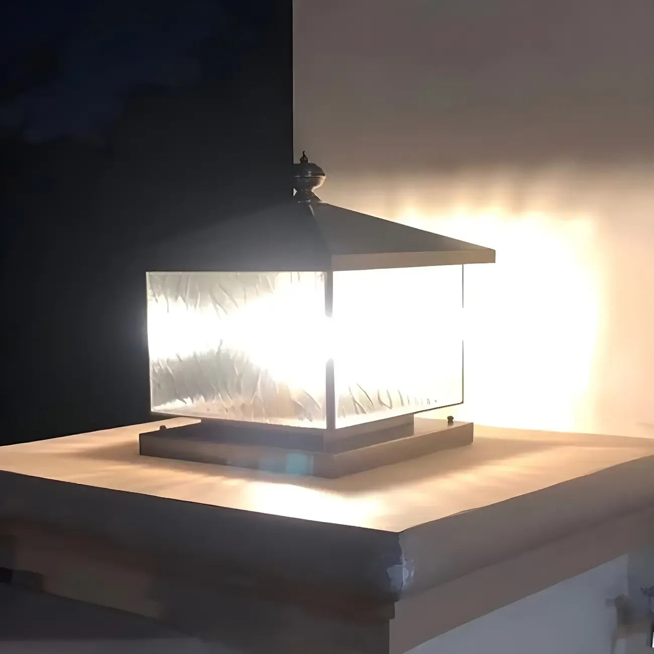 Lampadaires d'extérieur solaires en forme de maison, bronze ondulé