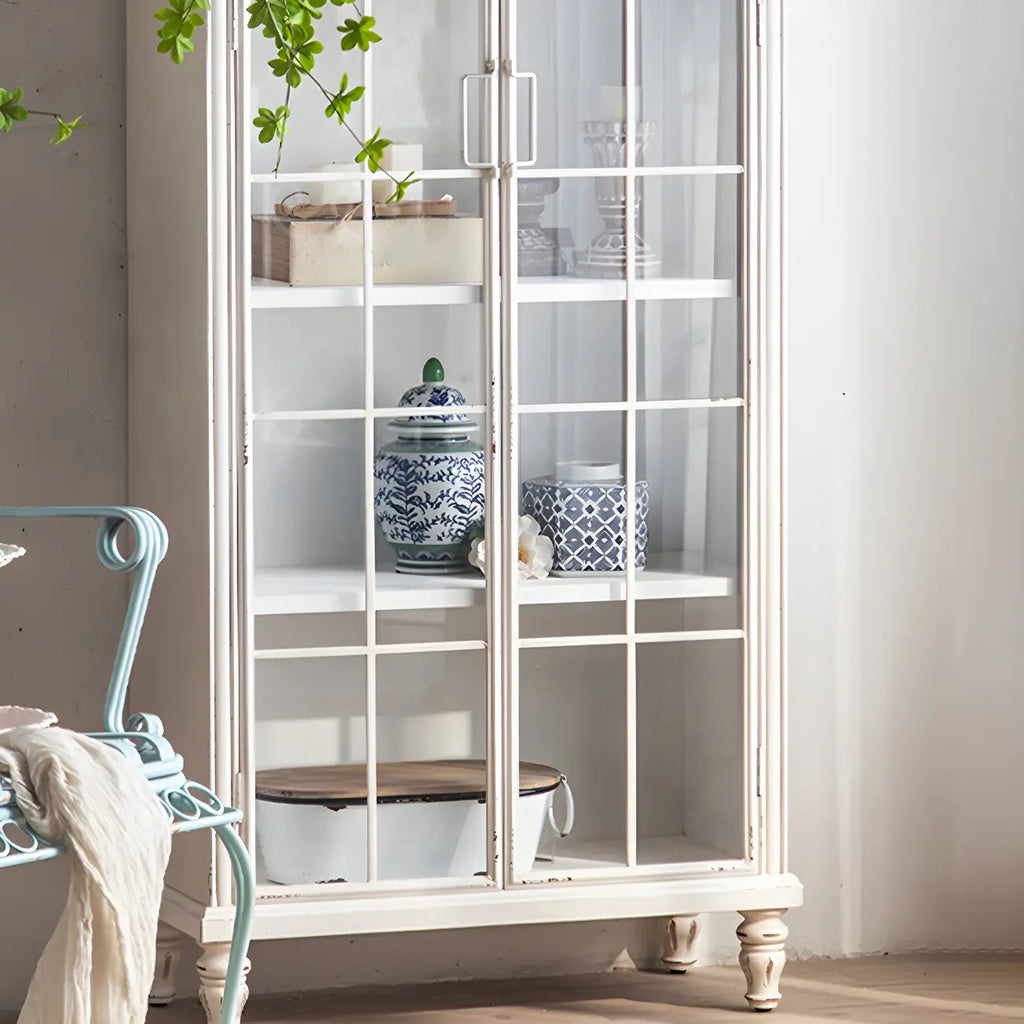 Vitrine en bois avec portes vitrées cintrées blanches classiques