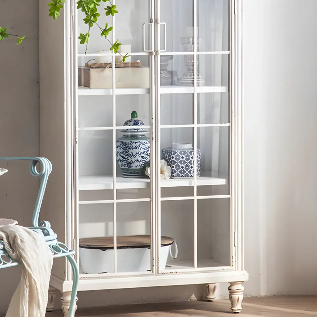 Vitrine en bois avec portes vitrées cintrées blanches classiques