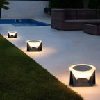 Lampadaires extérieurs ronds contemporains à énergie solaire en métal noir