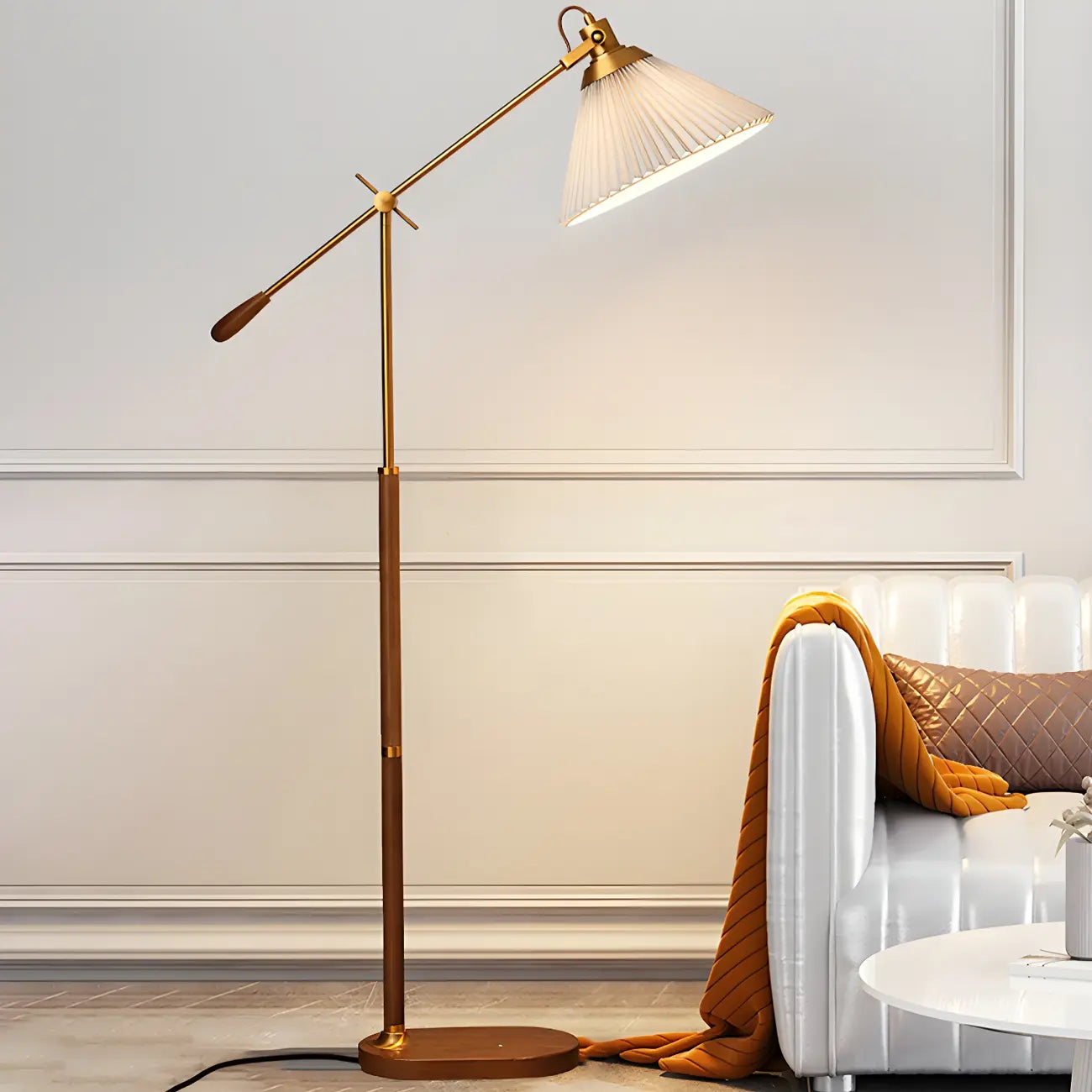 Lampadaire à bras articulé réglable en métal marron pour salon