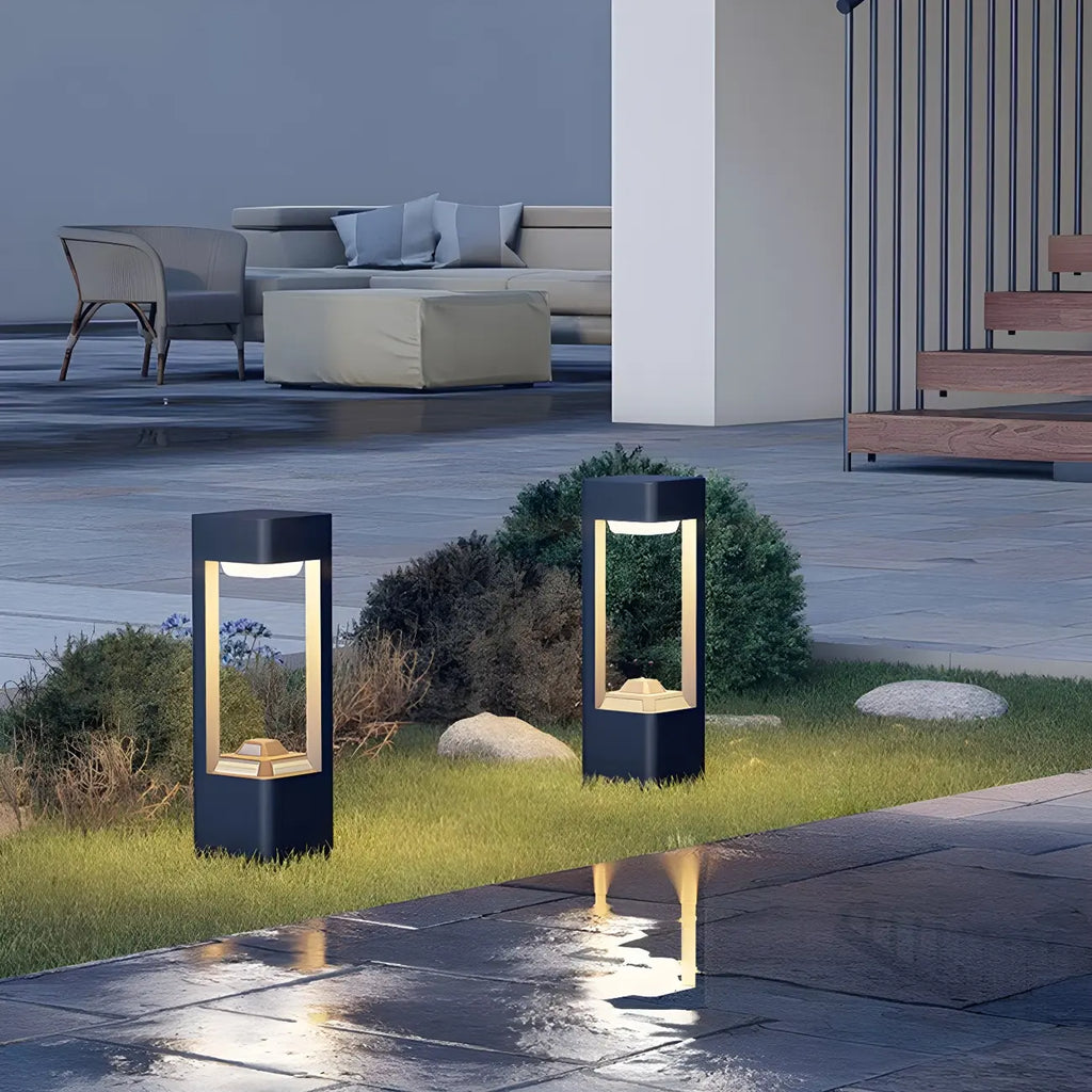 Lampe de poteau de jardin en métal noir à lumière chaude