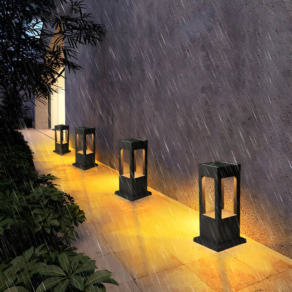Lampes solaires LED à support en métal noir pour poteaux extérieurs