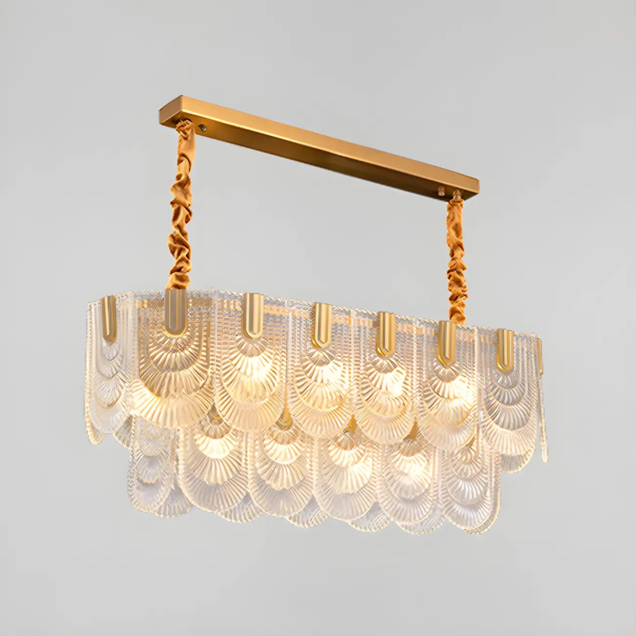 Suspension îlot de luxe en métal doré avec accents de verre