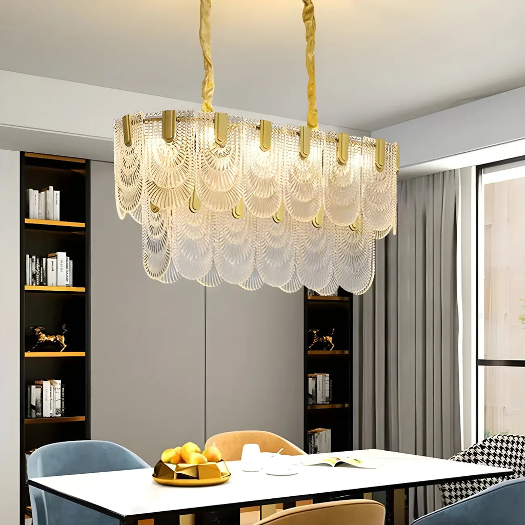 Suspension îlot de luxe en métal doré avec accents de verre