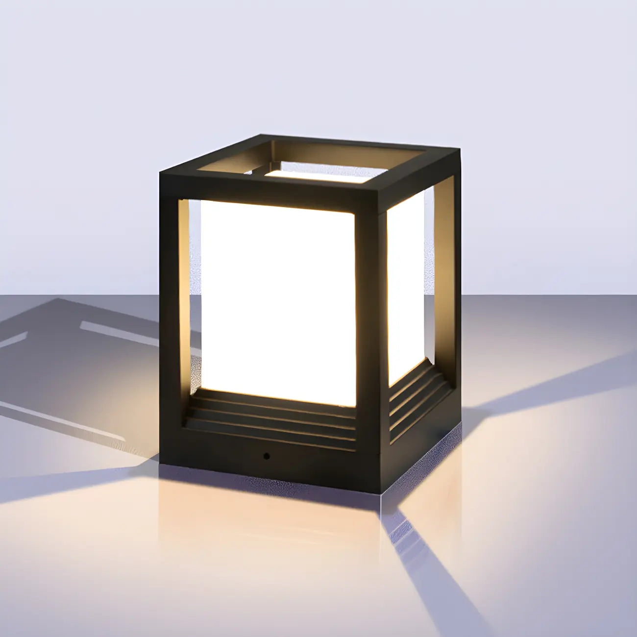 Lampe LED moderne en métal noir pour poteau de clôture extérieure