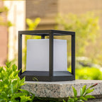 Lampe LED moderne en métal noir pour poteau de clôture extérieure