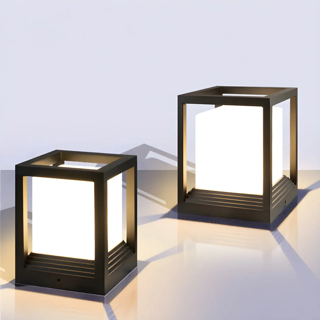 Lampe LED moderne en métal noir pour poteau de clôture extérieure