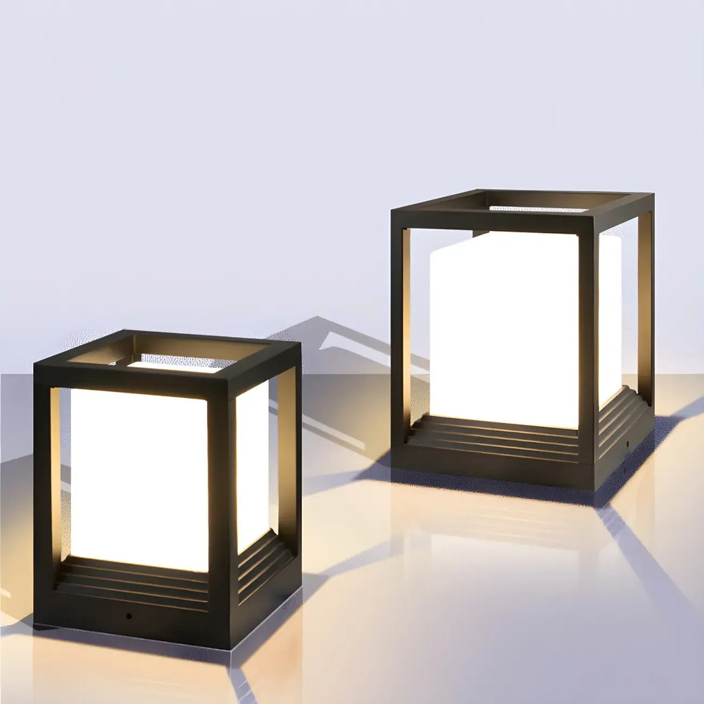 Lampe LED moderne en métal noir pour poteau de clôture extérieure