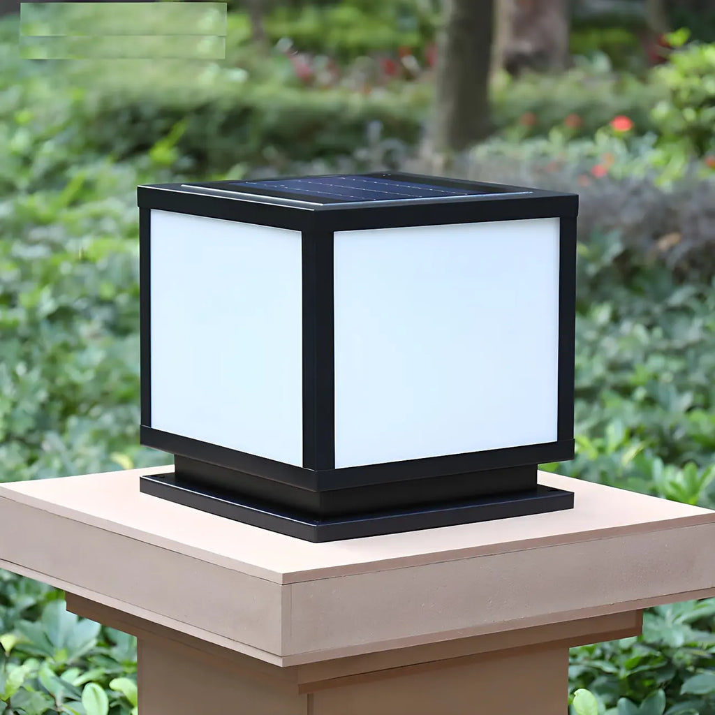 Lampadaires solaires extérieurs carrés noirs minimalistes