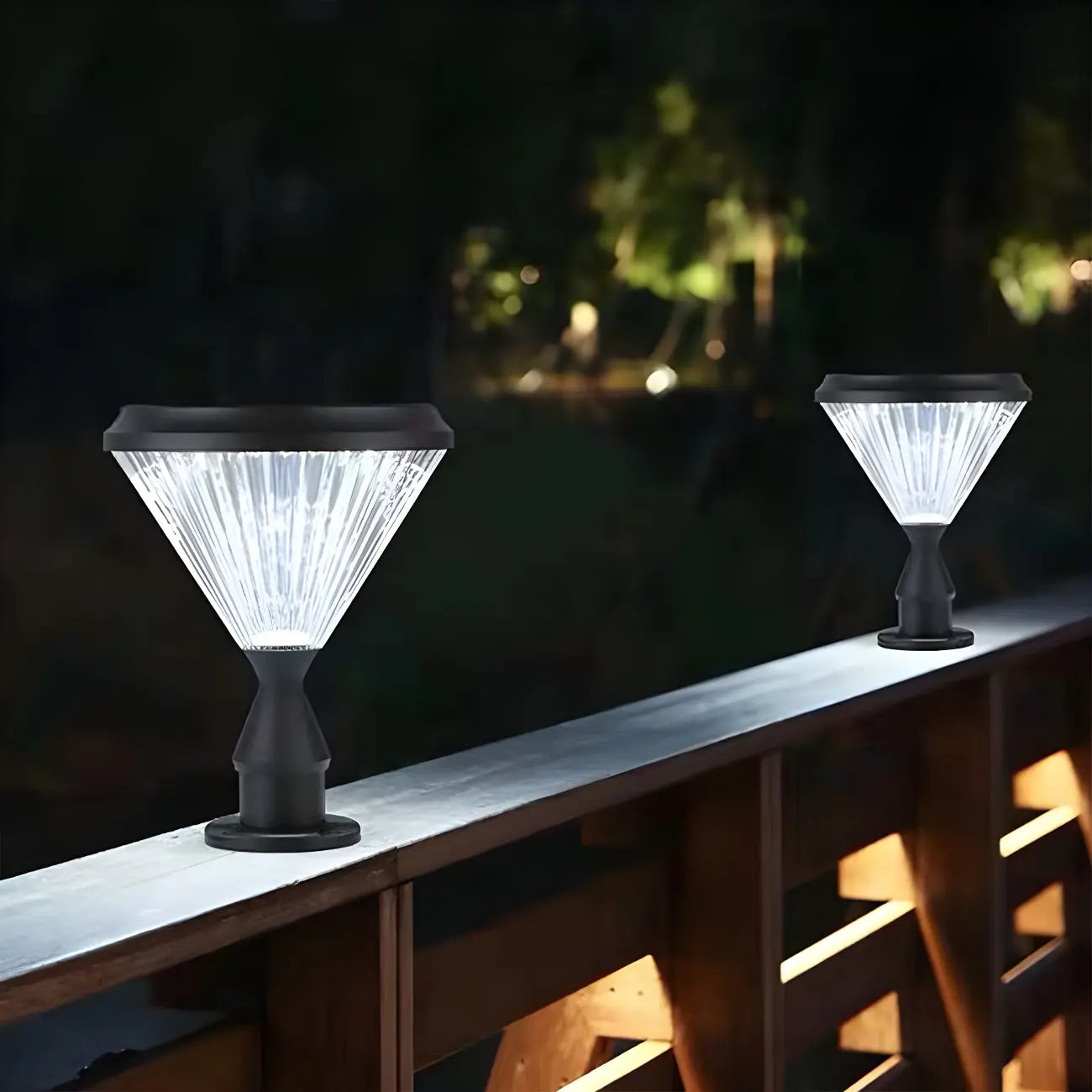 Lampes solaires d'extérieur noires en forme de diamant
