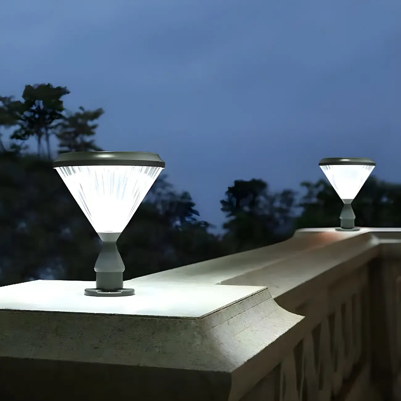 Lampes solaires d'extérieur noires en forme de diamant