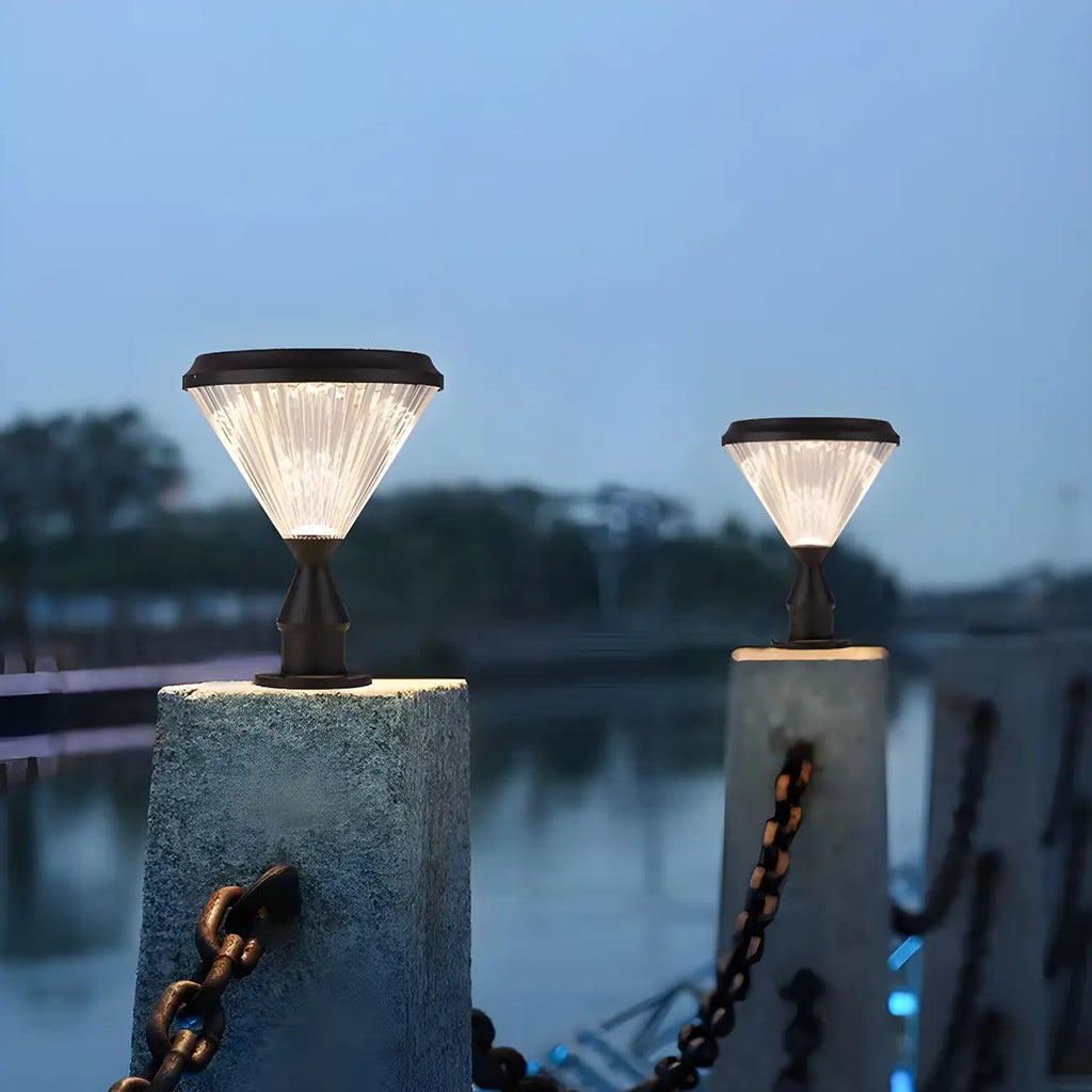 Lampes solaires d'extérieur noires en forme de diamant