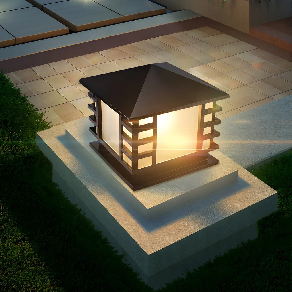 Lampes solaires d'extérieur en forme de lanterne en métal noir