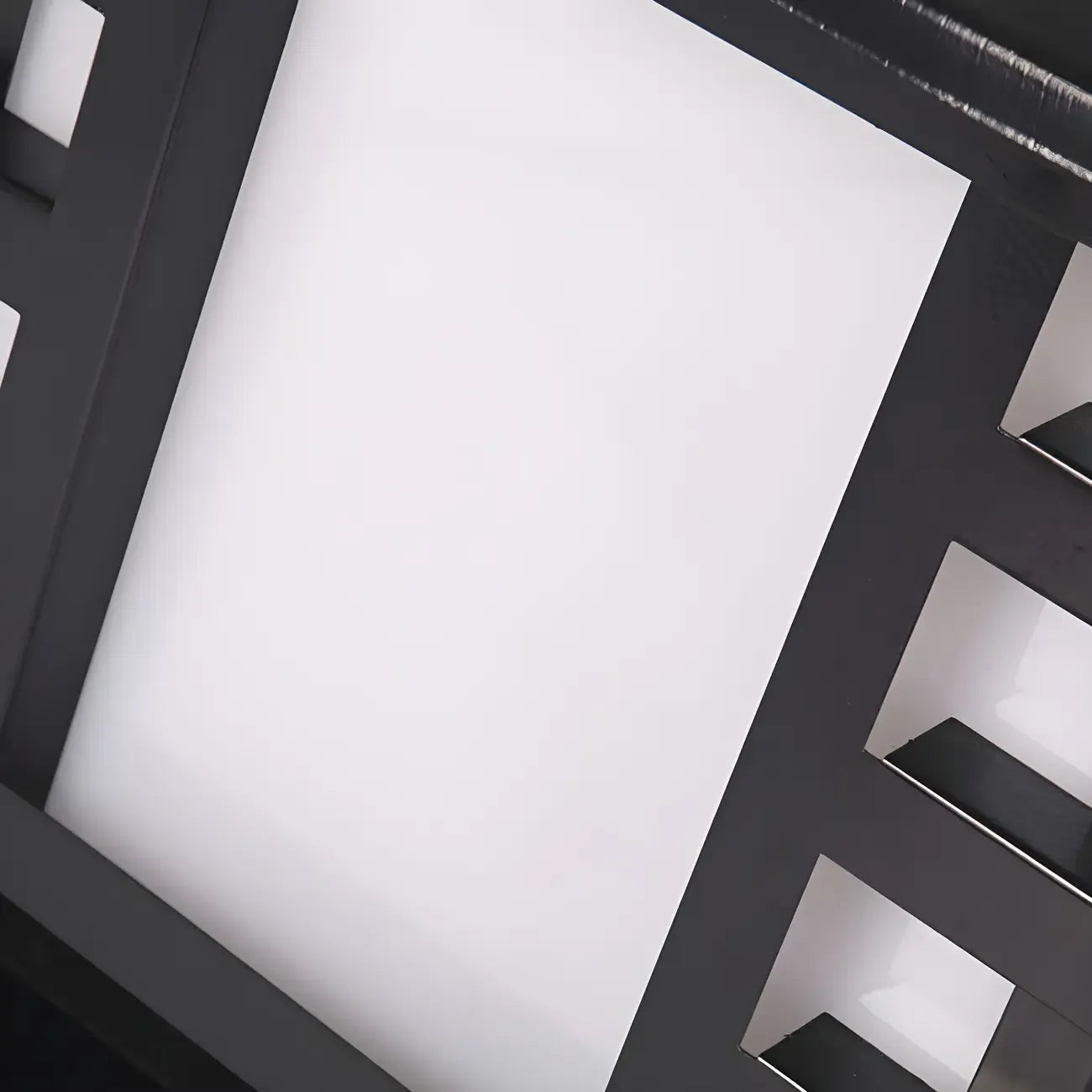 Lampes solaires d'extérieur en forme de lanterne en métal noir