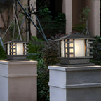 Lampes solaires d'extérieur en forme de lanterne en métal noir