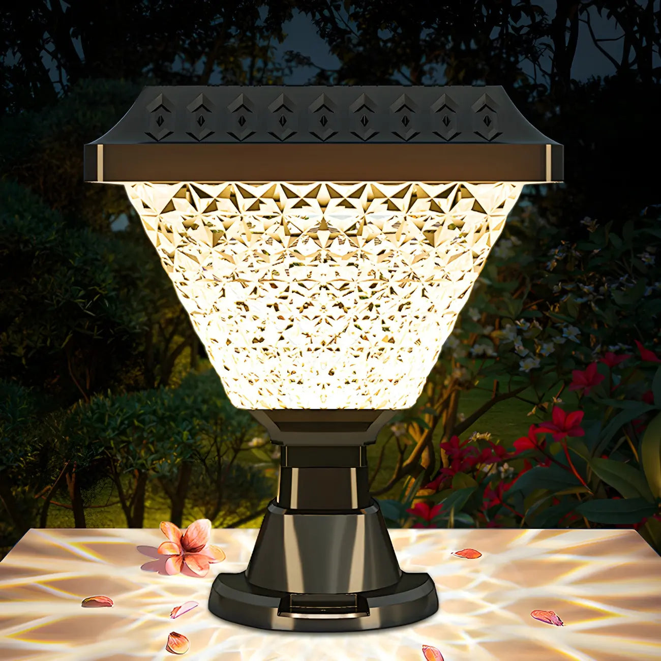 Lampes solaires d'extérieur hexagonales à facettes en plastique noir
