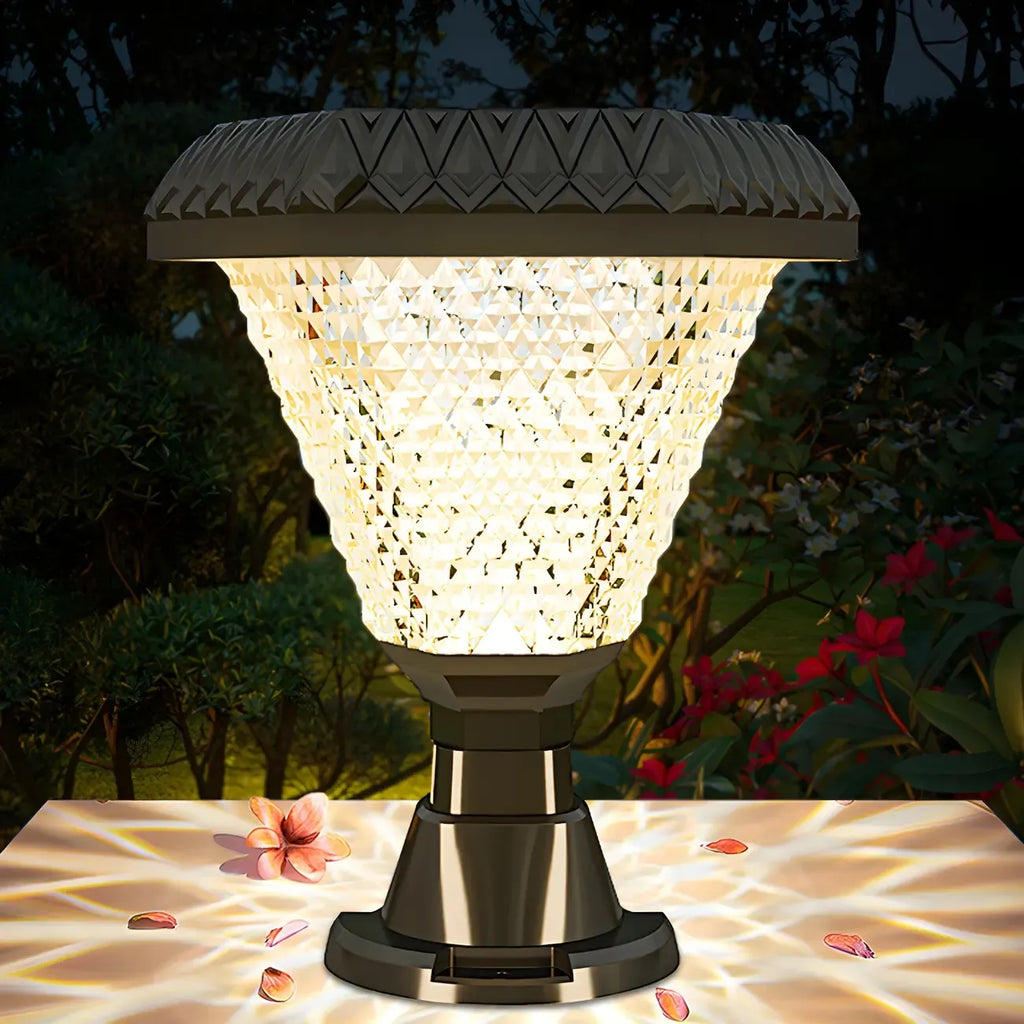 Lampes solaires d'extérieur hexagonales à facettes en plastique noir