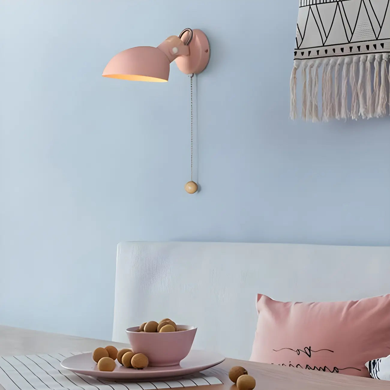 Applique murale minimaliste en métal réglable avec chaînette pour la maison