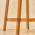 Tabouret de bar moderne en acrylique, coloré, durable et élégant