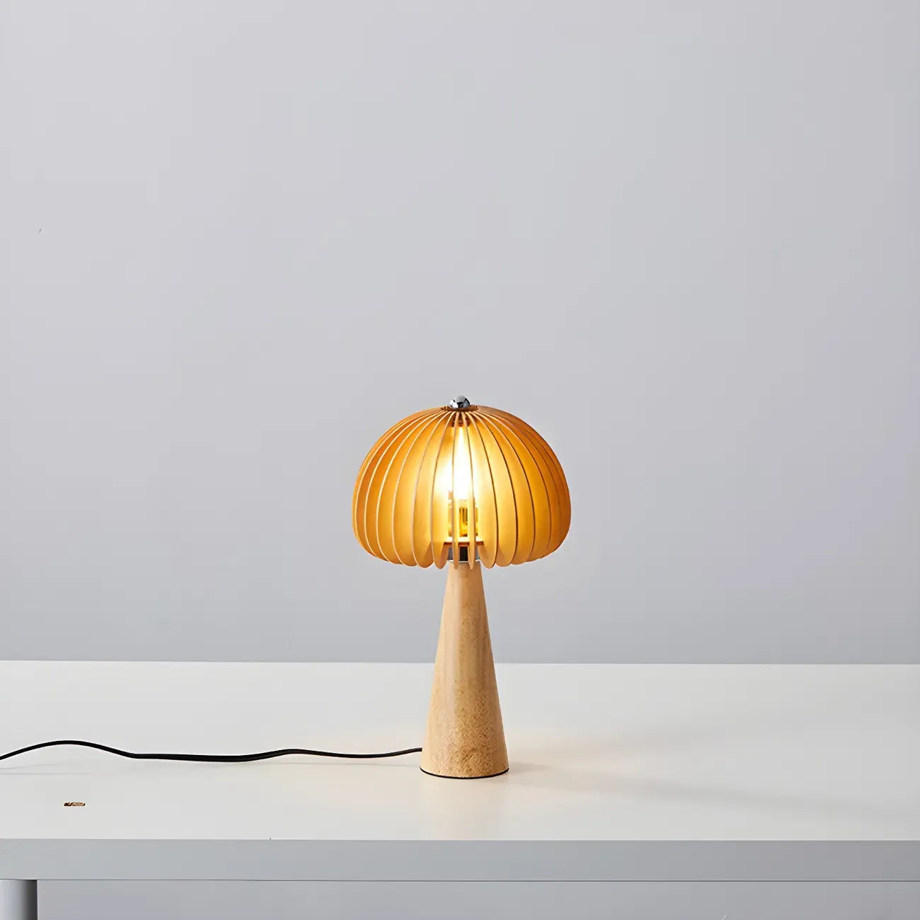 Lampe de table LED Art Déco en bois jaune en forme de champignon