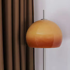 Lampadaire contemporain avec dôme en verre orange ambré