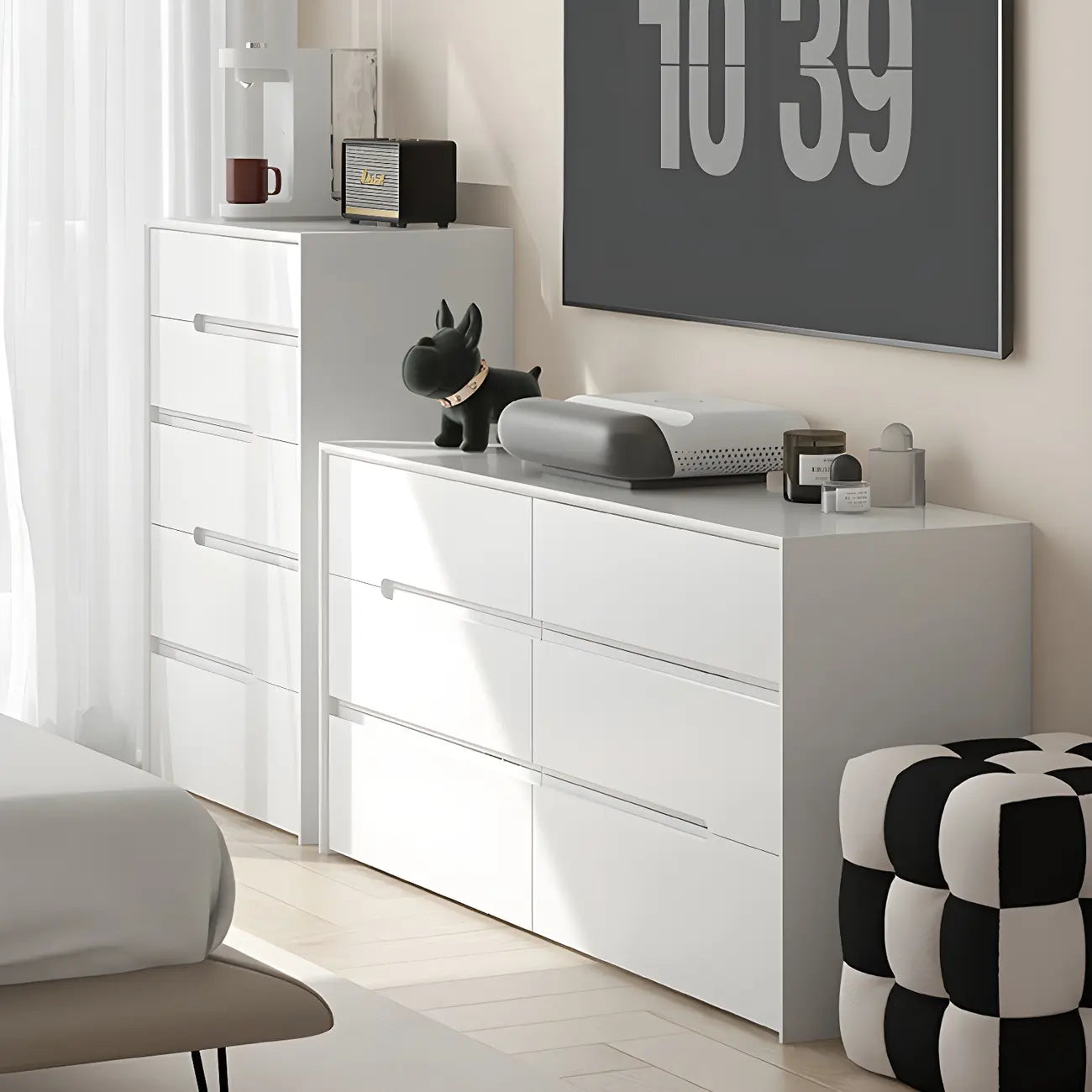 Commode minimaliste en bois blanc avec tiroirs à fermeture douce