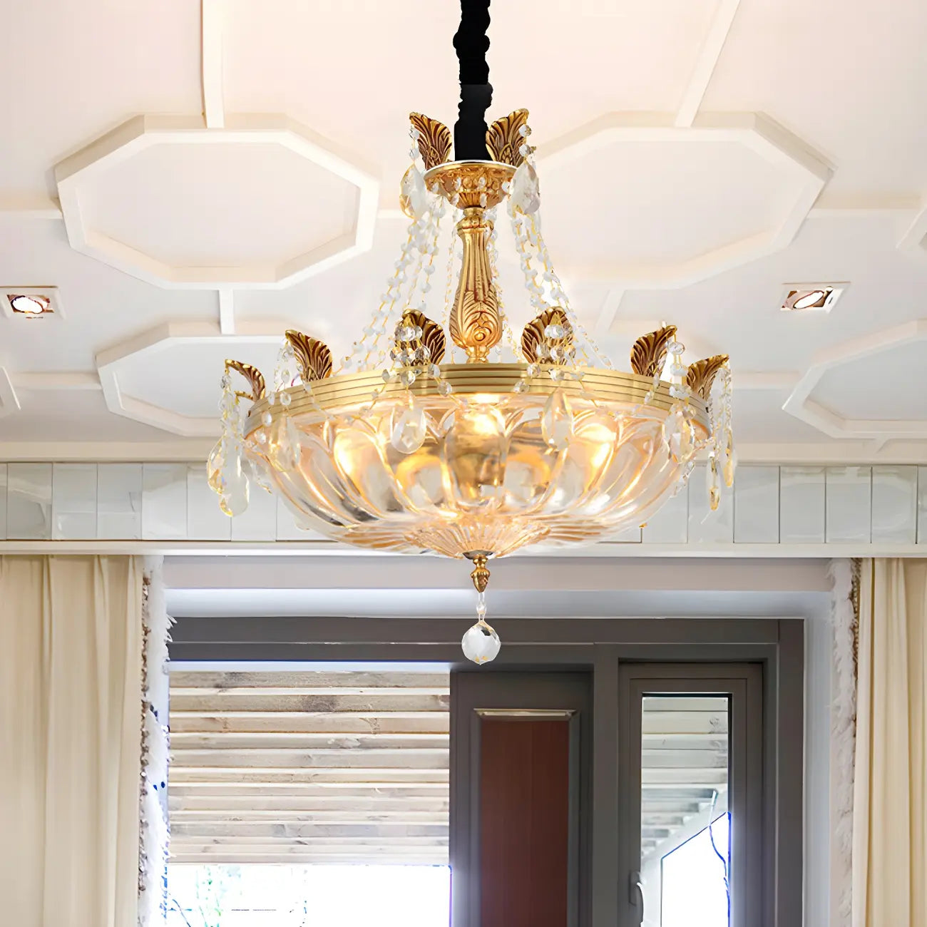 Lustre luxueux en laiton et cristal avec bol en forme de haricot