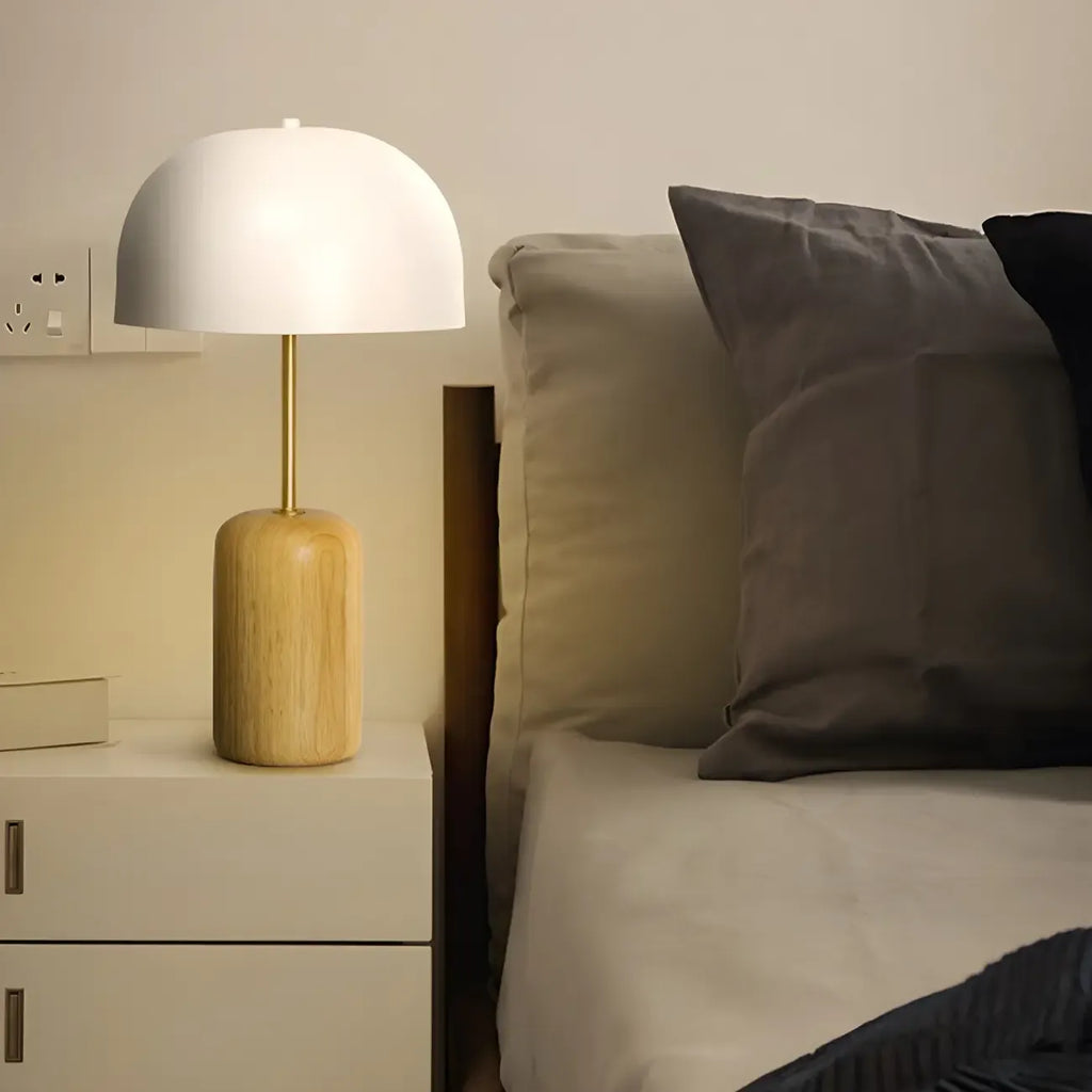 Lampe de chevet minimaliste en fer et bois en forme de dôme