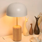 Lampe de chevet minimaliste en fer et bois en forme de dôme