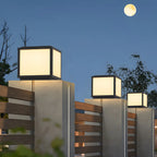 Lampes solaires d'extérieur cubiques en métal noir