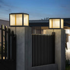 Lampes solaires d'extérieur cubiques en métal noir
