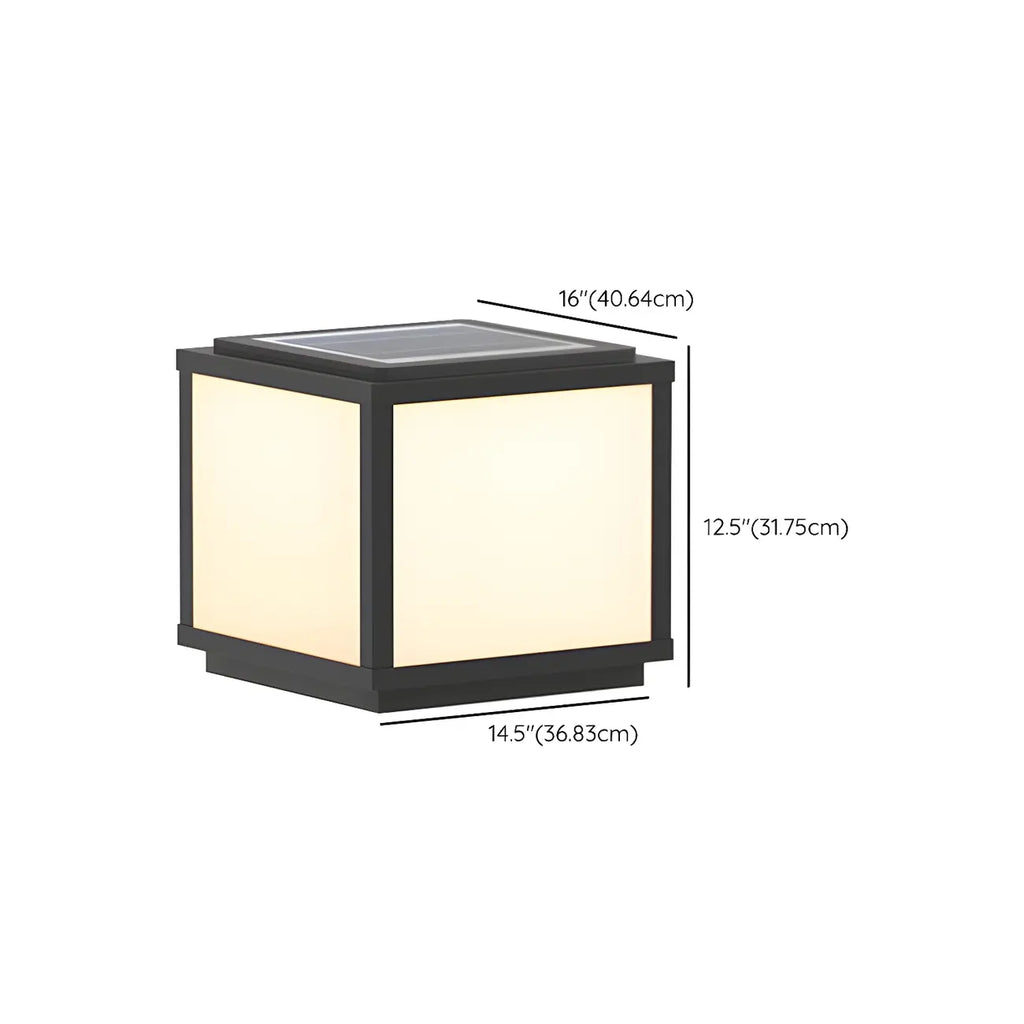 Lampes solaires d'extérieur cubiques en métal noir