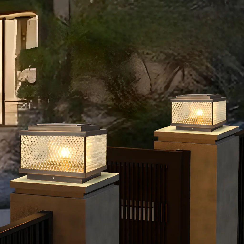 Lampadaires solaires carrés modernes à motif bronze pour extérieur