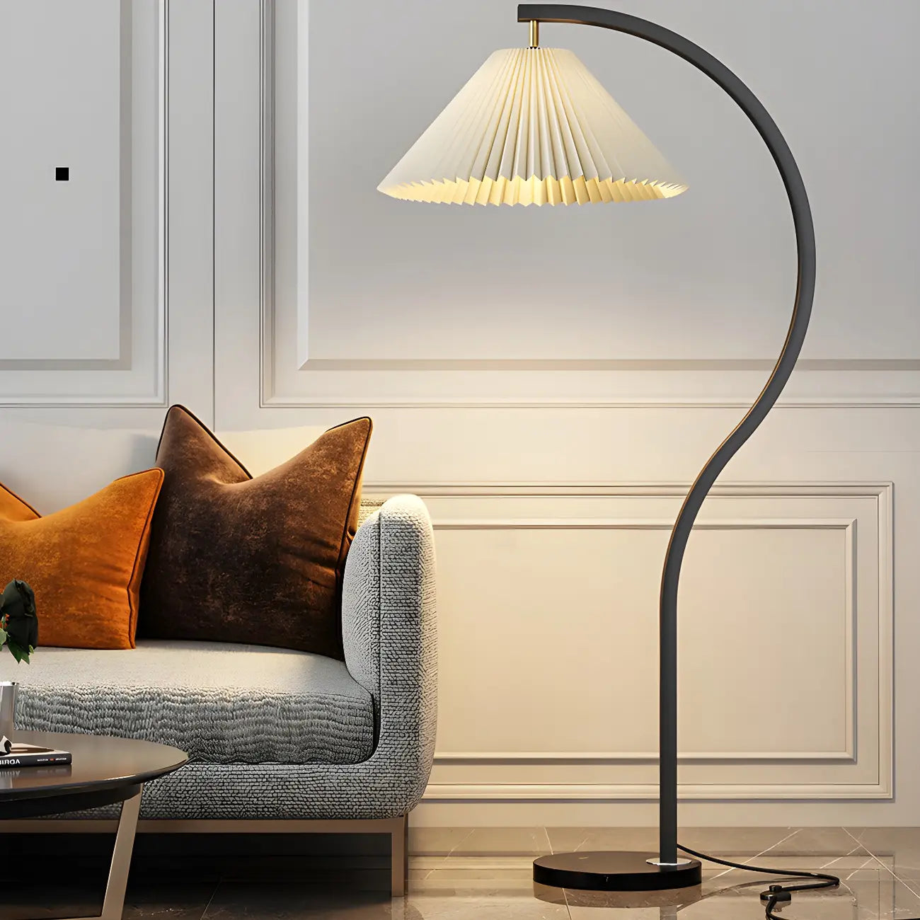 Lampadaire moderne arqué avec abat-jour plissé réglable