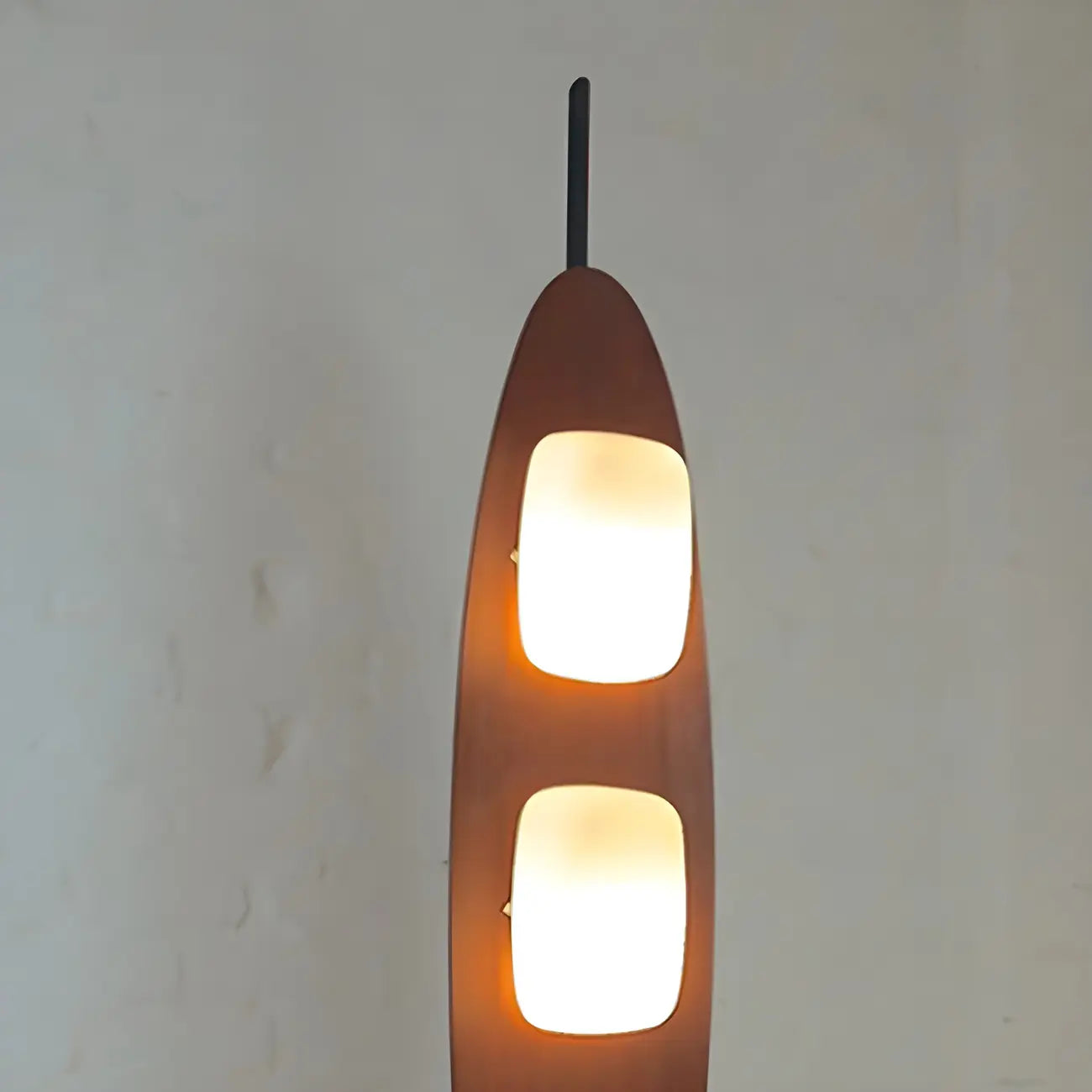 Piantana LED integrata a 3 luci, modello 63 Mid-Century Modern