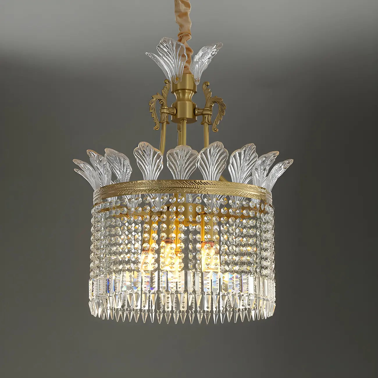 Lustre rétro doré à pampilles rondes en cristal et pompons