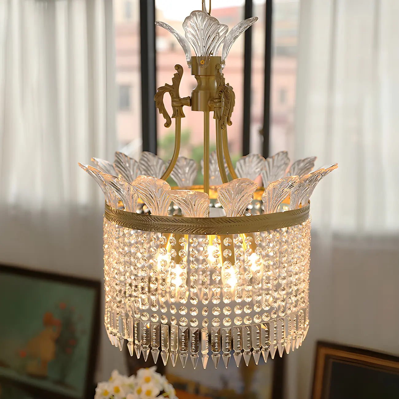 Lustre rétro doré à pampilles rondes en cristal et pompons