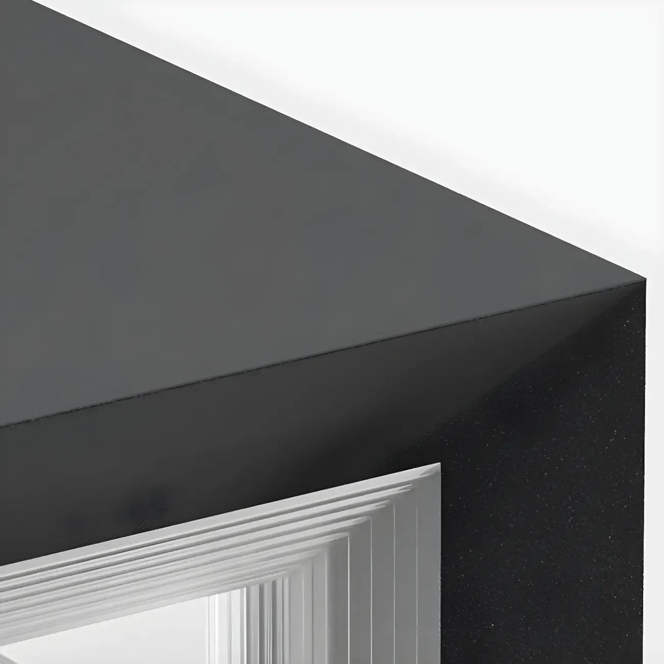 Lampe de poteau LED géométrique moderne en métal noir