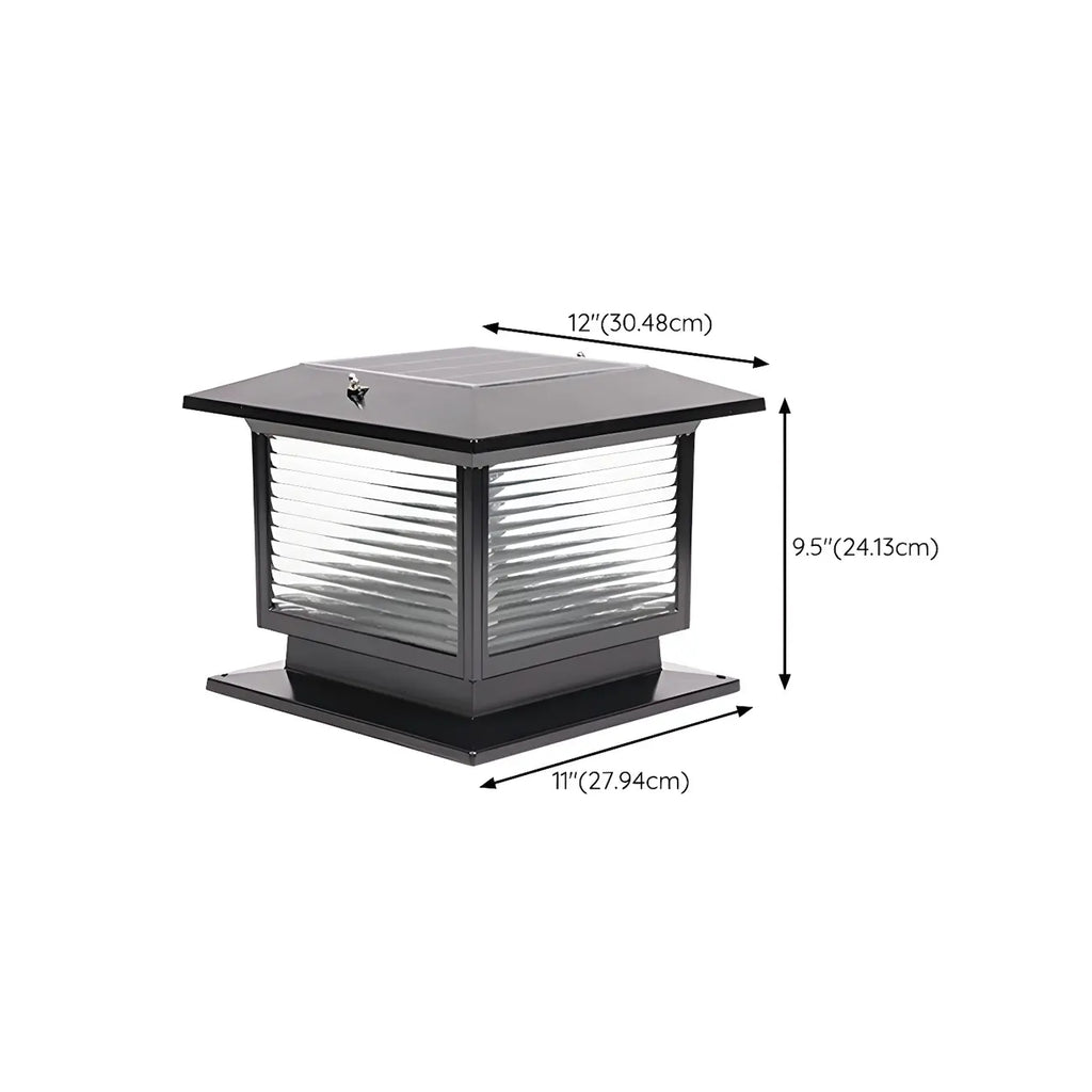 Lampe solaire extérieure carrée en métal noir et verre avec capuchon de poteau pour jardin ou cour