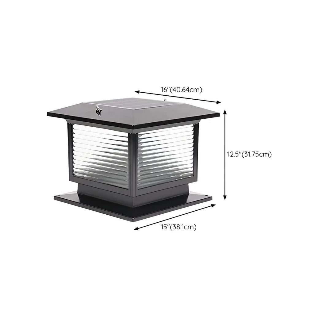 Lampe solaire extérieure carrée en métal noir et verre avec capuchon de poteau pour jardin ou cour