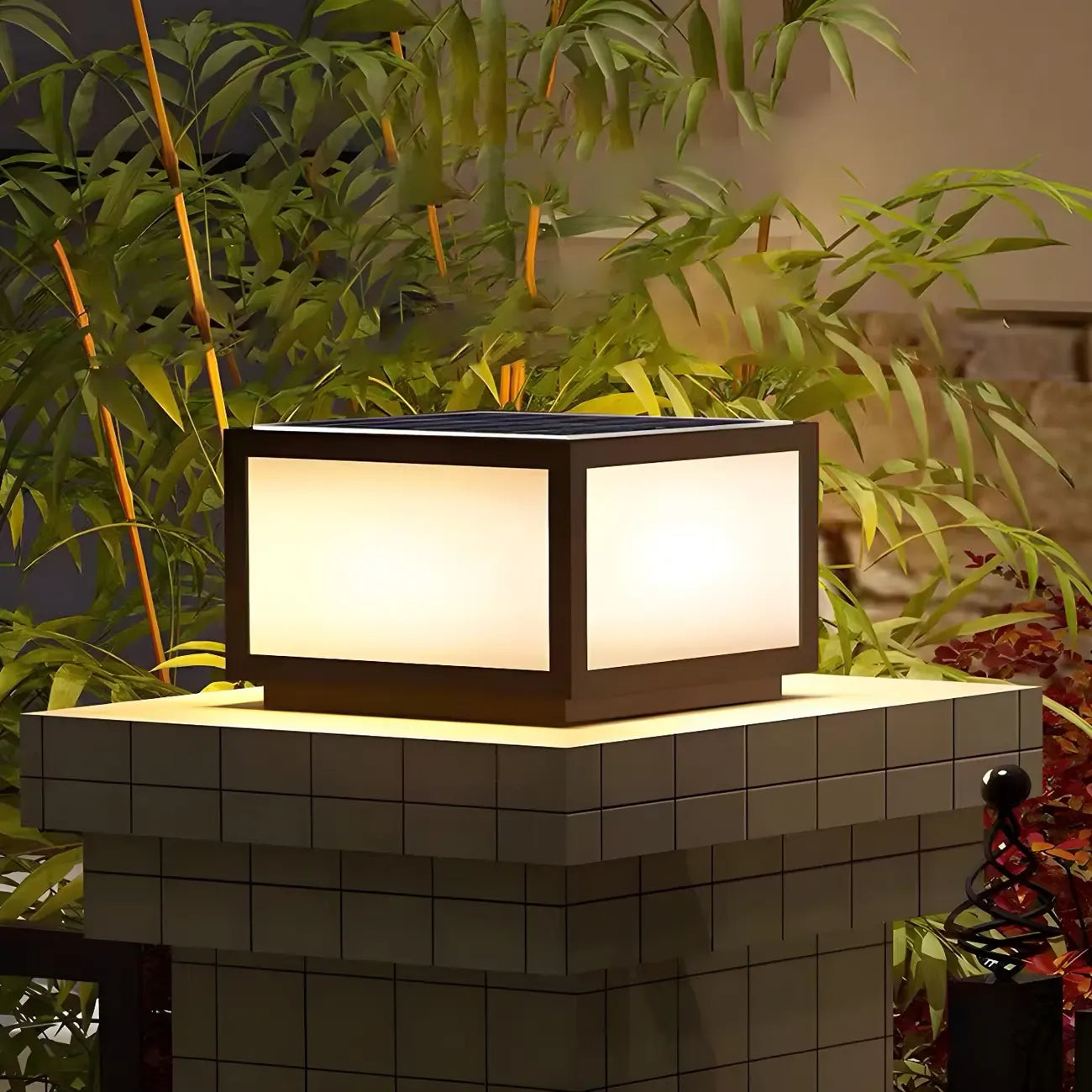 Lampes solaires d'extérieur carrées plates noires