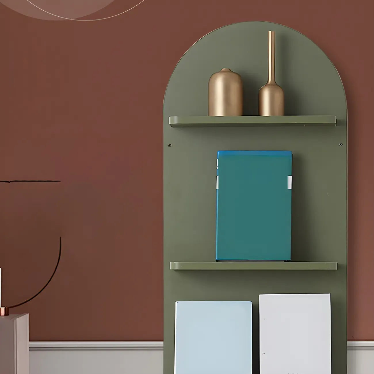 Étagère murale moderne cintrée verticale pour disques vinyles et livres