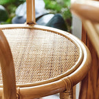 Tabourets de bar contemporains en bois et rotin avec repose-pieds