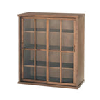 Credenza in legno marrone con ante in vetro e ripiani regolabili
