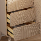 Commode glamour en bois blanc aux lignes saillantes et tiroirs à fermeture douce