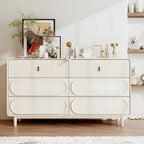 Commode classique en bois blanc avec poignées et tiroirs en métal